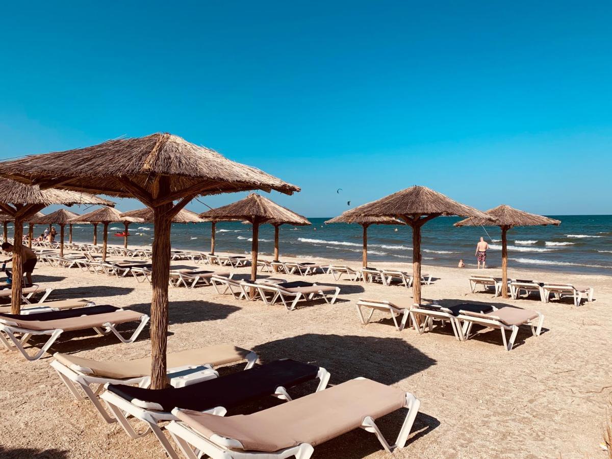 Mamaia Moonlight Apartment Bagian luar foto